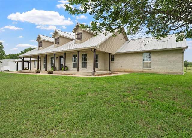 Property at 3057 Holy Rd, Abbott, TX 76621, 4 beds, 3 baths