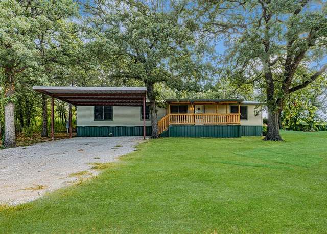 Property at 1708 Billie Dr, Weatherford, TX 76085, 3 beds, 2 baths