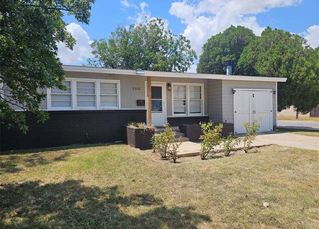 Property at 2002 Woodard St, Abilene, TX 79605, 3 beds, 1 bath