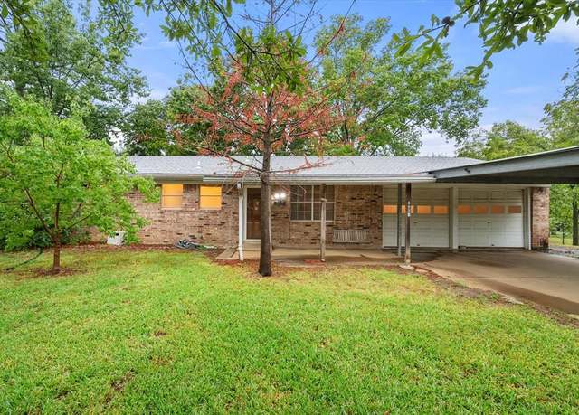 Property at 8120 Storie Rd, Arlington, TX 76001, 3 beds, 2 baths