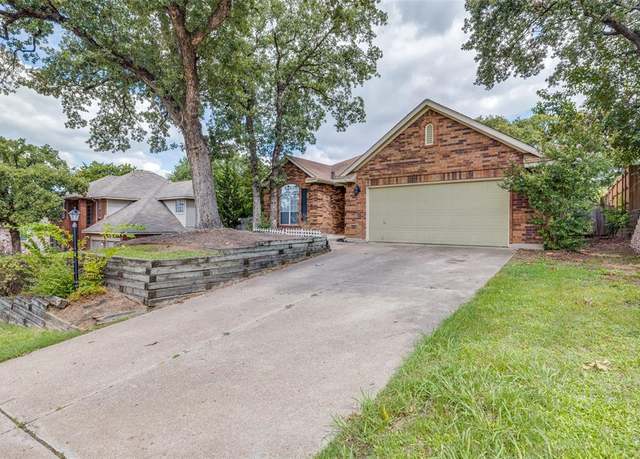 Property at 3505 Oak Bend Dr, Arlington, TX 76016, 4 beds, 2 baths