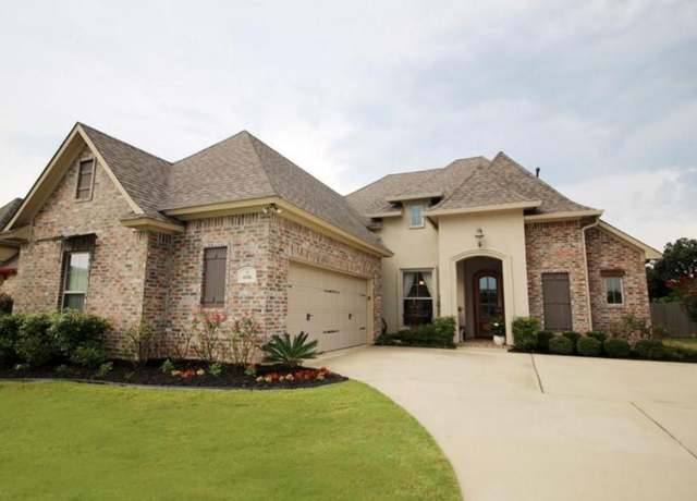 Property at 606 Glenshire Dr, Bossier City, LA 71111, 4 beds, 3 baths