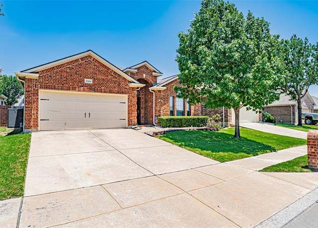 Property at 10252 Los Barros Trl, Fort Worth, TX 76177, 3 beds, 2 baths