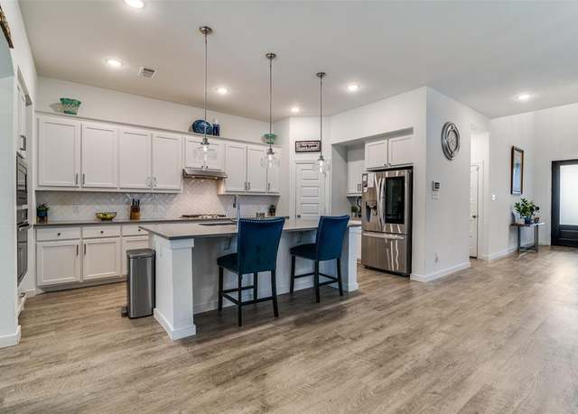 Property at 612 Claverton Ln, Forney, TX 75126, 4 beds, 4 baths