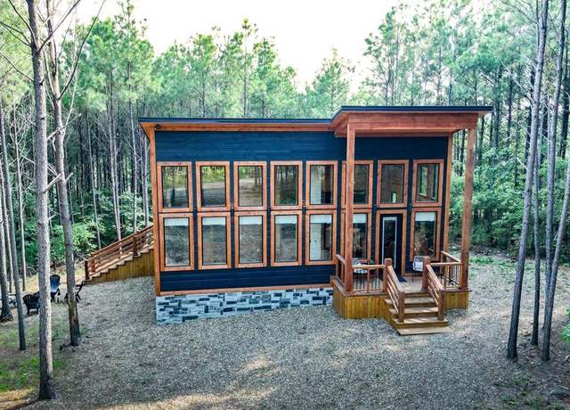 Property at 69 Bear Elm Trl, Broken Bow, OK 74728, 1 bed, 1 bath