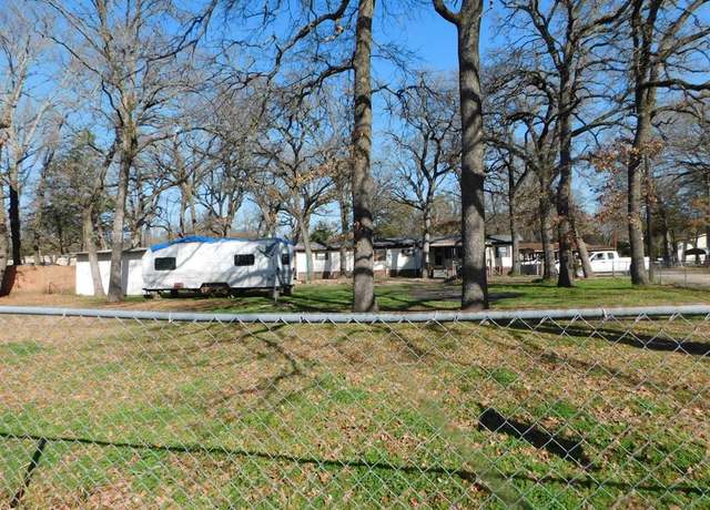 Property at 10299 Tanglewood, Wills Point, TX 75169, 2 beds, 1.5 baths
