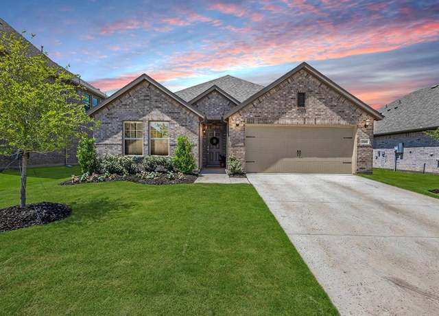 Property at 13141 Yellowstone Way, Providence Village, TX 76227, 4 beds, 2 baths