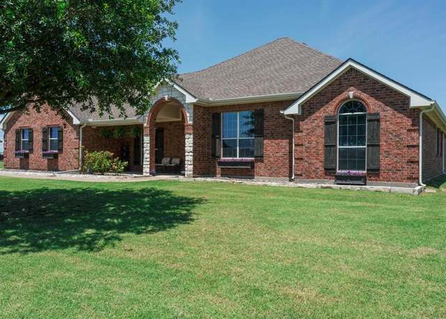Property at 303 Derick Dr, Fate, TX 75189, 4 beds, 2 baths