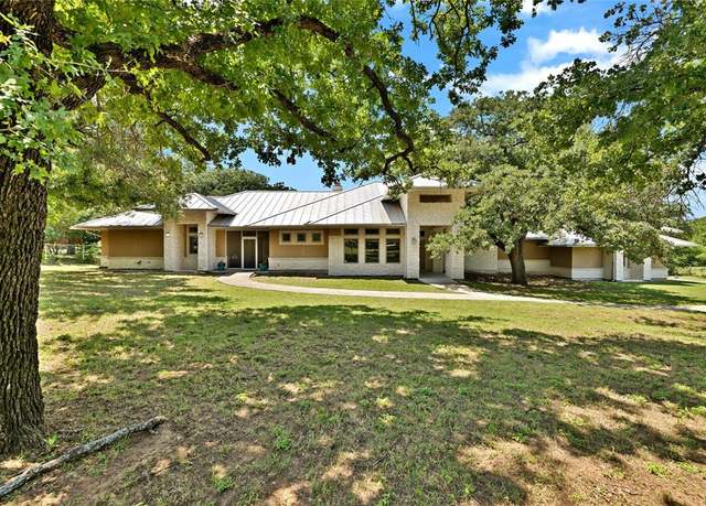 Property at 1212 Porter Rd, Bartonville, TX 75022, 3 beds, 3 baths