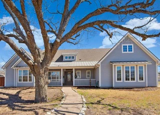 Property at 105 S Mcbrayer St, Lorena, TX 76655, 4 beds, 3.5 baths