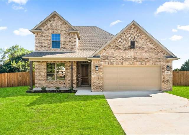 Property at 2108 Briarwood Dr, Bridgeport, TX 76426, 3 beds, 2.5 baths