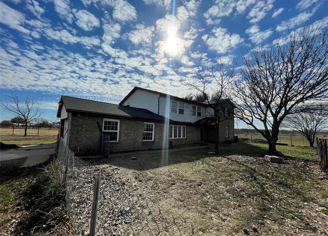 Property at 301 Blue Ribbon Rd, Waxahachie, TX 75165, 4 beds, 2.5 baths