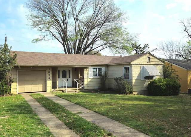 Property at 1529 Park Ave, Garland, TX 75042, 2 beds, 1 bath