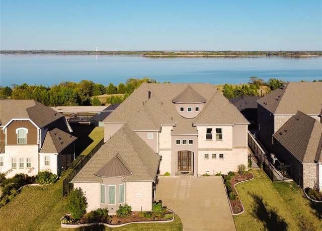 Property at 1325 Heavenly Pl, St. Paul, TX 75098, 4 beds, 3.5 baths