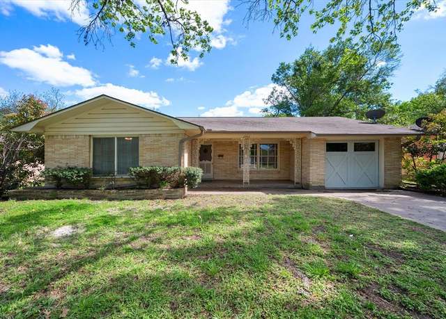 Property at 2903 College Cir, Corsicana, TX 75110, 3 beds, 1.5 baths