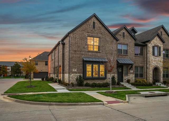 Property at 681 Vista Oaks Rd, Lewisville, TX 75067, 3 beds, 2.5 baths