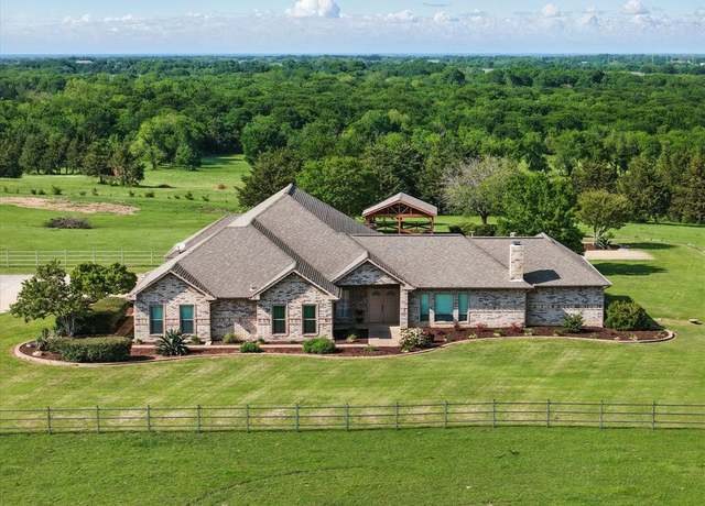 Property at 5781 County Road 471, Mckinney, TX 75071, 5 beds, 3.5 baths