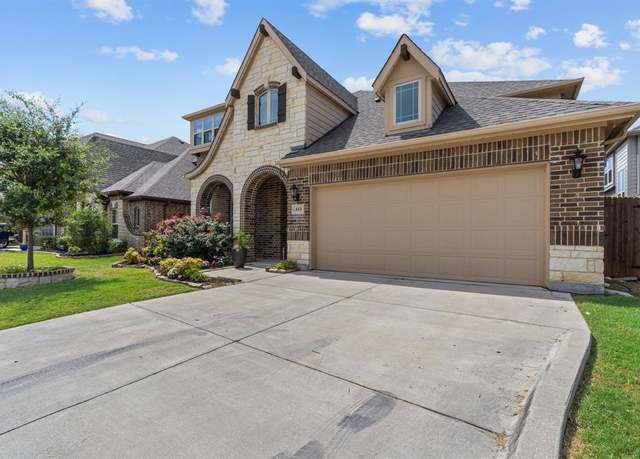 Property at 613 Fox Creek Trl, Fort Worth, TX 76131, 5 beds, 3.5 baths