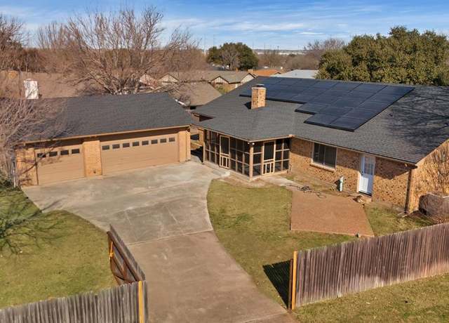 Property at 940 Western Trl, Keller, TX 76248, 4 beds, 3 baths