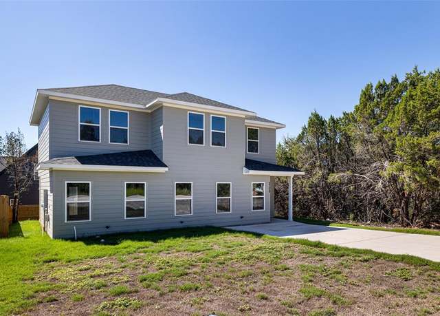Property at 5708 Barkridge Dr, Granbury, TX 76048, 3 beds, 2.5 baths