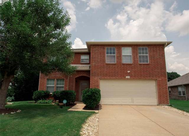 Property at 1416 Connie St, Burleson, TX 76028, 5 beds, 3 baths
