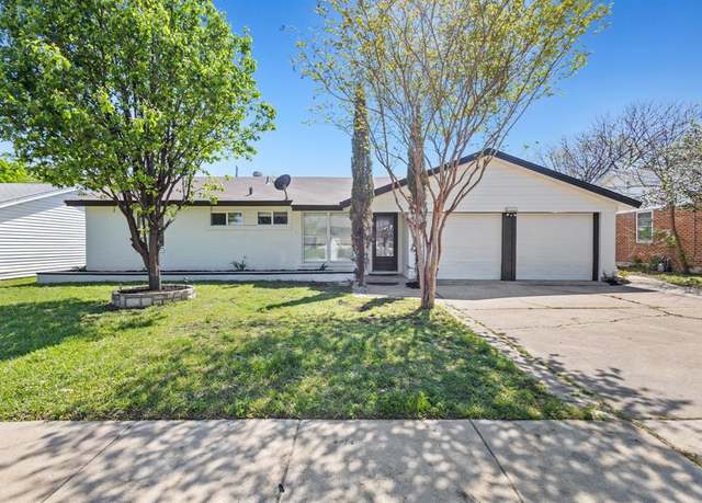 Property at 2408 Gilbert Cir, Arlington, TX 76010, 4 beds, 2 baths