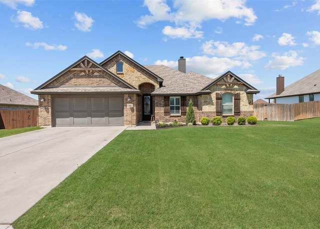 Property at 113 Treys Way, Godley, TX 76044, 4 beds, 2 baths