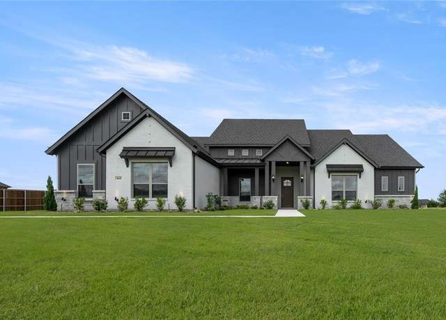 Property at 4641 Bonanza Dr, Midlothian, TX 76065, 4 beds, 3 baths
