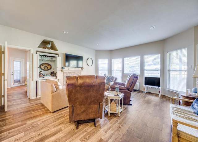 Property at 2164 Tanglewood Blvd Unit C115, Pottsboro, TX 75076, 2 beds, 3 baths