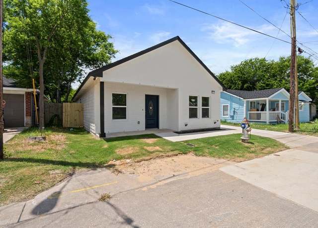 Property at 301 Henry St, Waxahachie, TX 75165, 3 beds, 2 baths