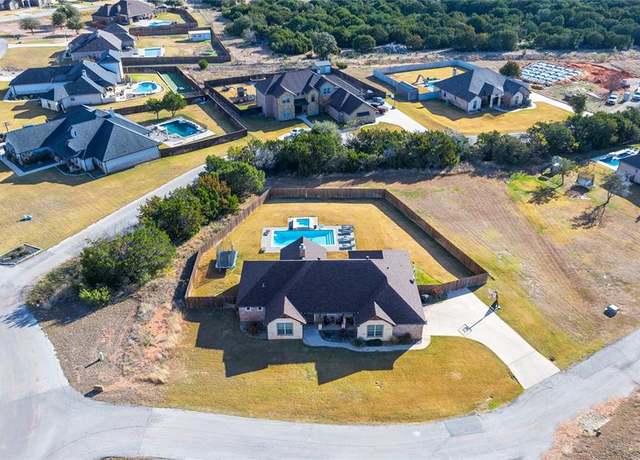 Property at 109 Garrett, Tuscola, TX 79562, 4 beds, 2 baths