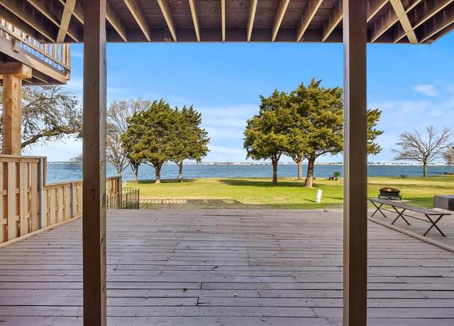 Property at 5562 Canada Ct, Rockwall, TX 75032, 3 beds, 2.5 baths