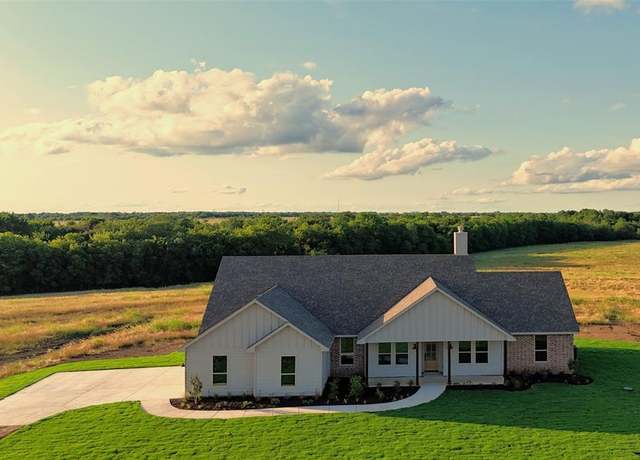 Property at 1010 CR 1610, Lone Oak, TX 75453, 4 beds, 2.5 baths