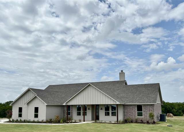 Property at 1010 CR 1610, Lone Oak, TX 75453, 4 beds, 2.5 baths