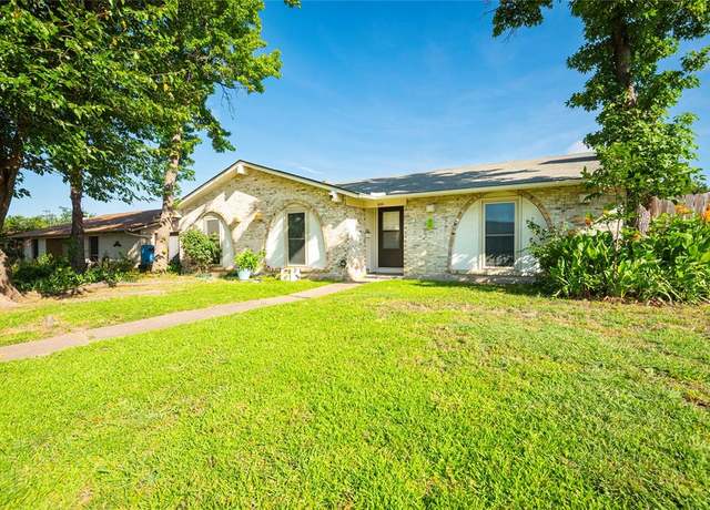 Property at 3215 Rockne Ln, Mesquite, TX 75150, 3 beds, 2 baths