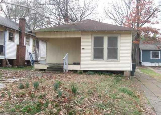 Property at 319 Robinson Pl, Shreveport, LA 71104, 3 beds, 2 baths