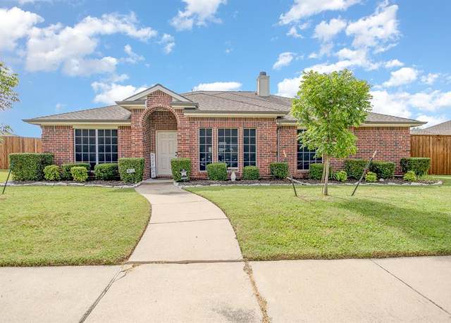 Property at 2140 Harvester Dr, Rockwall, TX 75032, 4 beds, 3 baths