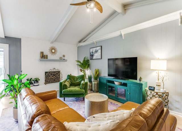 Property at 417 Merriman Dr, Highland Village, TX 75077, 4 beds, 2 baths