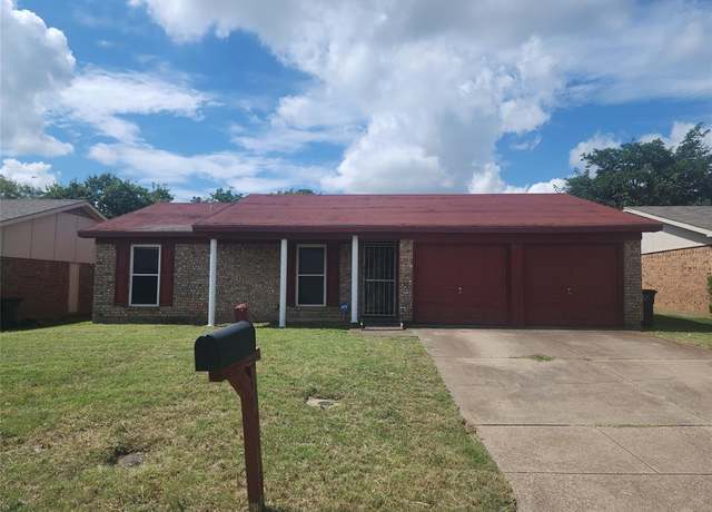 Property at 5616 Burton Ave, Fort Worth, TX 76119, 3 beds, 2 baths