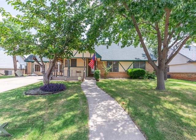 Property at 809 Chanticleers Ln, Abilene, TX 79602, 4 beds, 2 baths