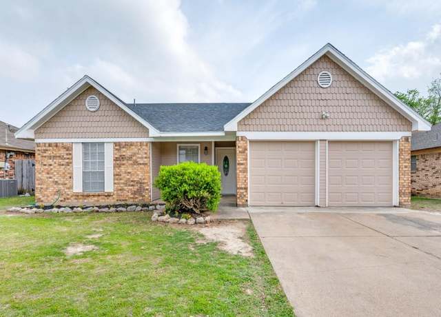 Property at 5740 Greenfield Dr, Watauga, TX 76148, 3 beds, 2 baths