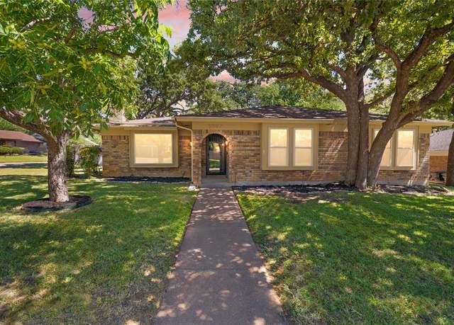 Property at 5507 Pineridge Dr, Arlington, TX 76016, 3 beds, 2 baths