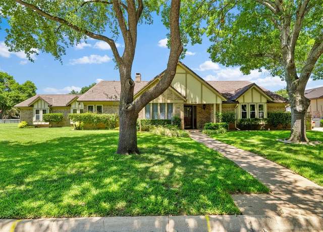 Property at 603 Eldoro Dr, Arlington, TX 76006, 3 beds, 2.5 baths