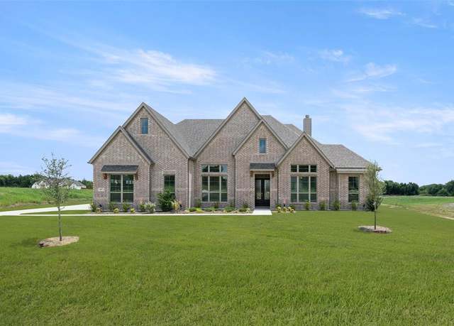 Property at 157 Aria Dr, Waxahachie, TX 75165, 4 beds, 3 baths