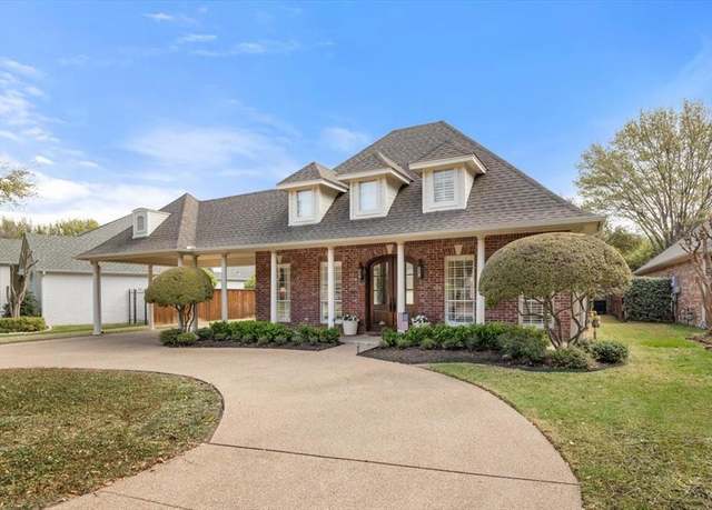 Property at 2717 Riverwood Trl, Fort Worth, TX 76109, 3 beds, 2.5 baths