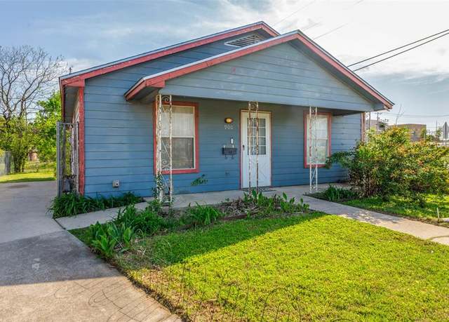 Property at 900 Bessie St, Fort Worth, TX 76104, 3 beds, 1 bath