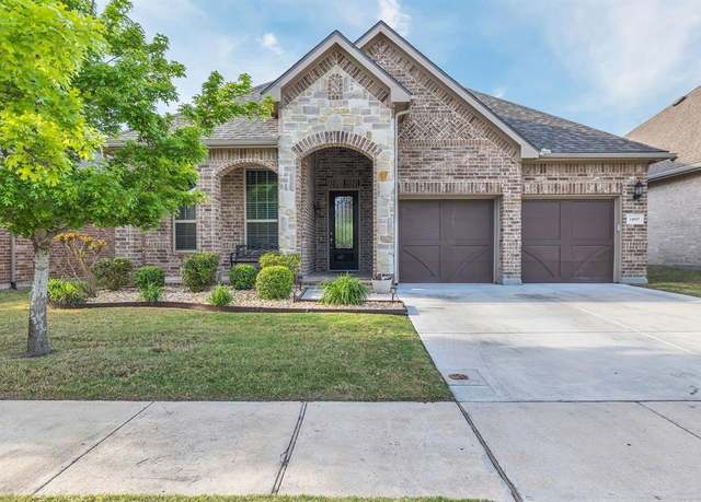 Property at 14937 Belclaire Ave, Aledo, TX 76008, 3 beds, 2.5 baths