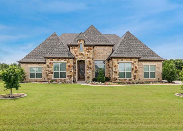 Property at 4513 Donnoli Dr, Flower Mound, TX 75022, 4 beds, 3 baths