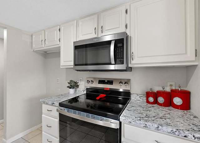 Property at 11311 Audelia Rd #165, Dallas, TX 75243, 2 beds, 1.5 baths