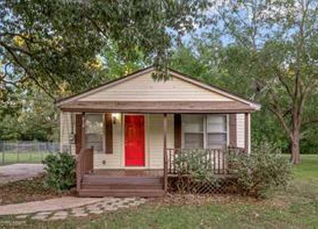 Property at 814 Lee St, Benton, LA 71006, 3 beds, 2 baths